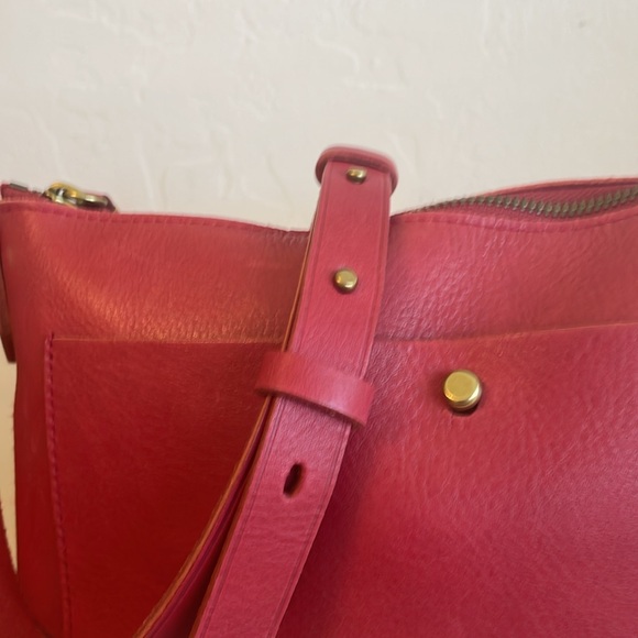 Madewell The Transport Crossbody Bag. Style NC275 - Picture 2 of 12